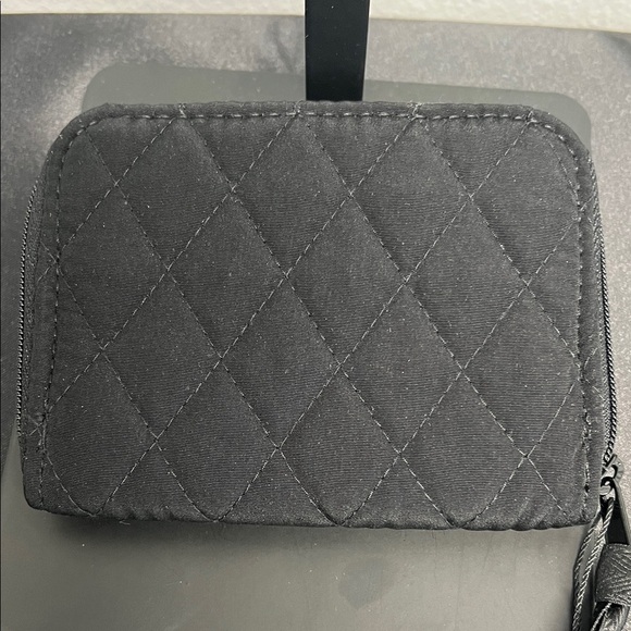 VERA BRADLEY | Quilted Black Small Zip-Around Wallet ~ RFID - Picture 3 of 8